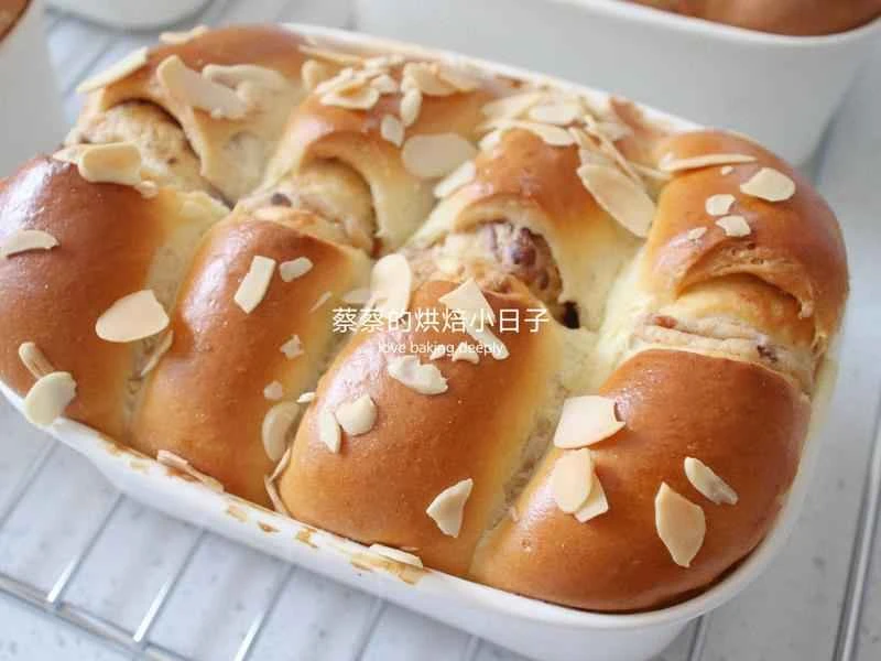 How to make pure milk hand-torn toast: Step 1