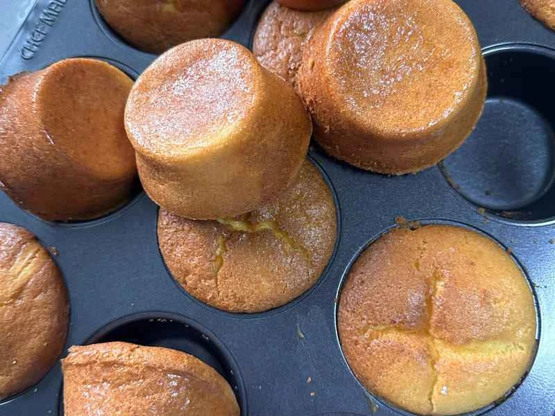 How to make pure milk hand-torn toast: Step 1