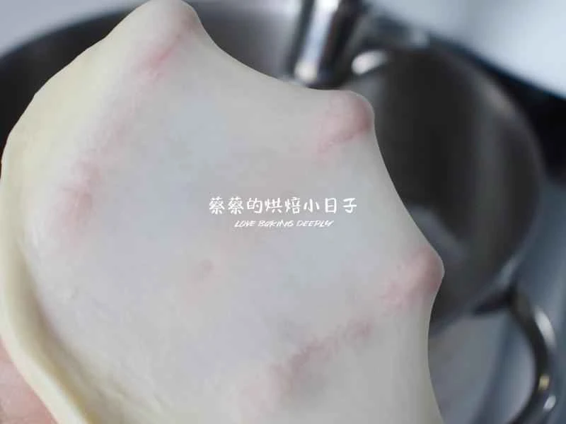 How to make pure milk hand-torn toast: Step 1