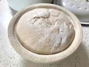 How to make pure milk hand-torn toast: Step 1