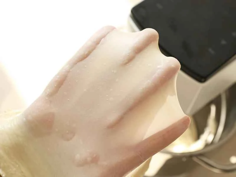 How to make pure milk hand-torn toast: Step 1