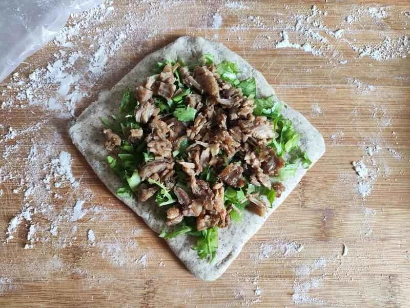 How to make pure milk hand-torn toast: Step 1