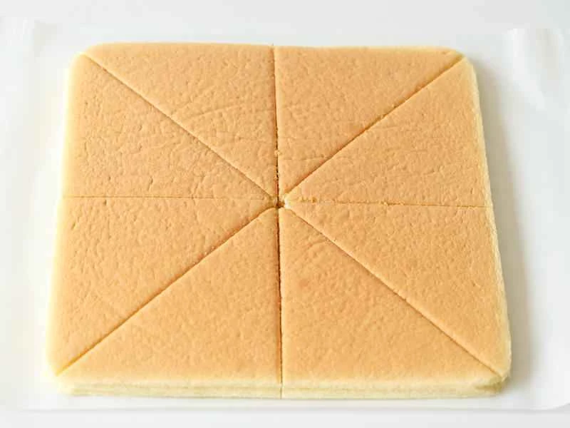 How to make pure milk hand-torn toast: Step 1