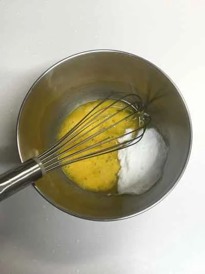 How to make pure milk hand-torn toast: Step 1