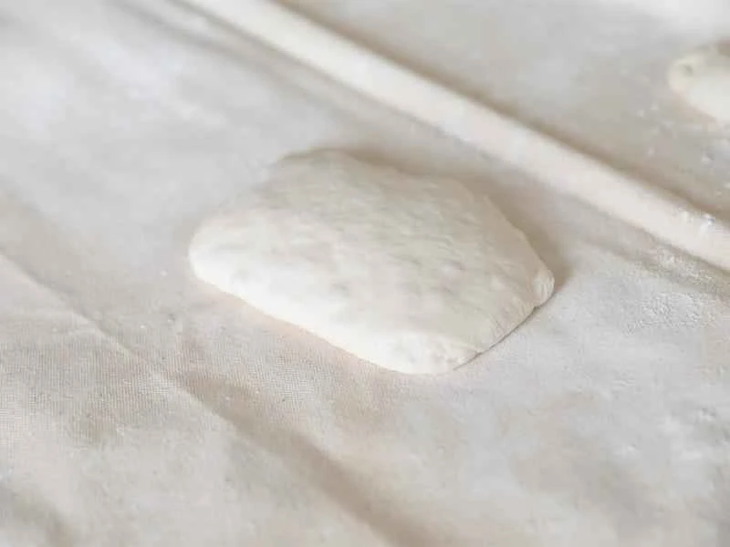 How to make pure milk hand-torn toast: Step 1