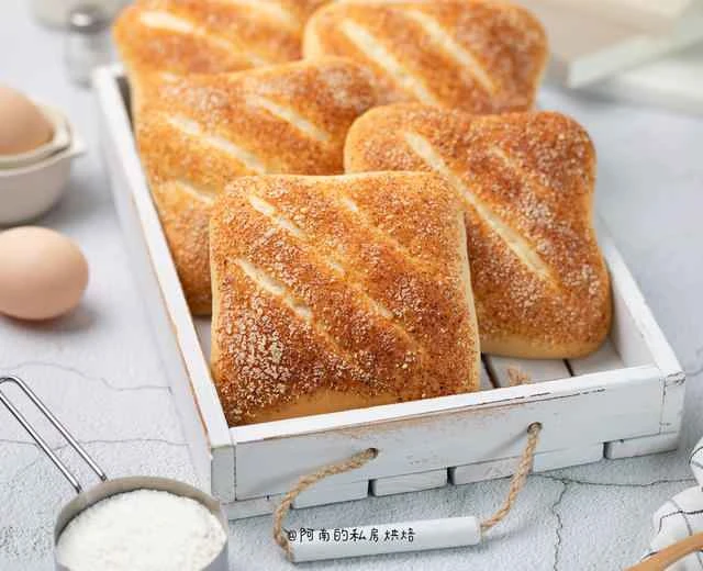 Delicious! Sweet and savory bread! Bacon, ham, and cheese bread! Recipe