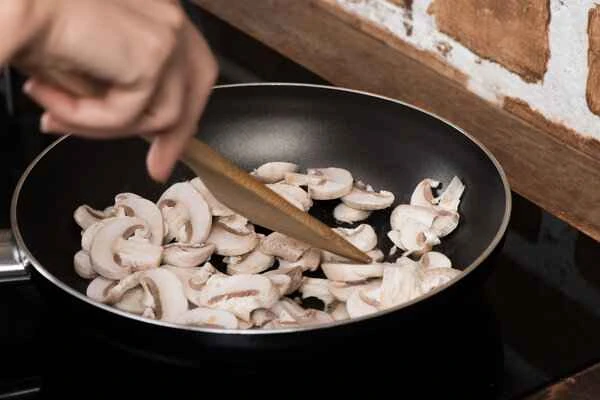 Can I eat roasted mushrooms if I have shingles?