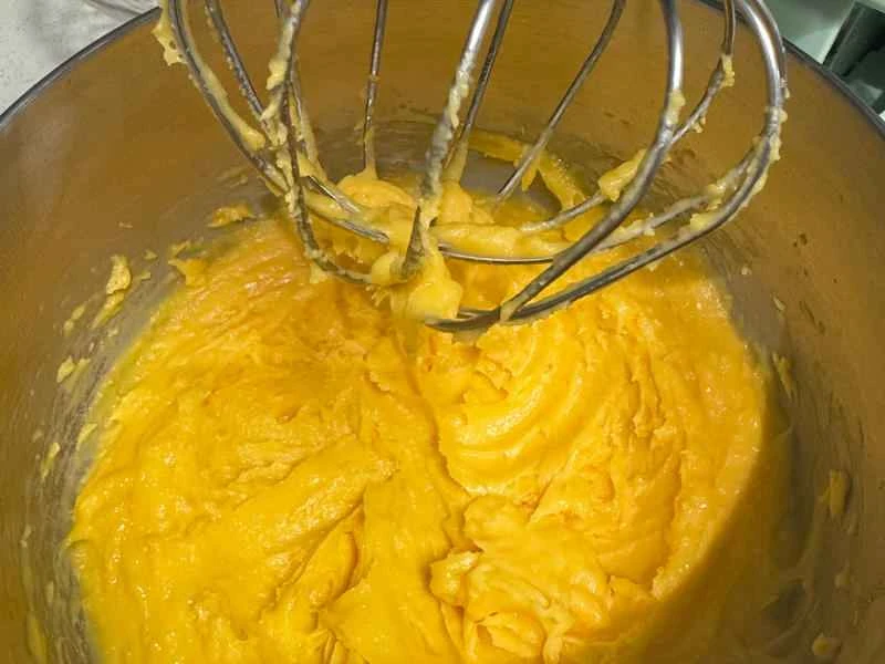 How to make pure milk hand-torn toast: Step 1