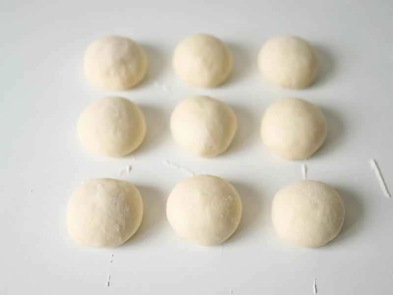 How to make pure milk hand-torn toast: Step 1