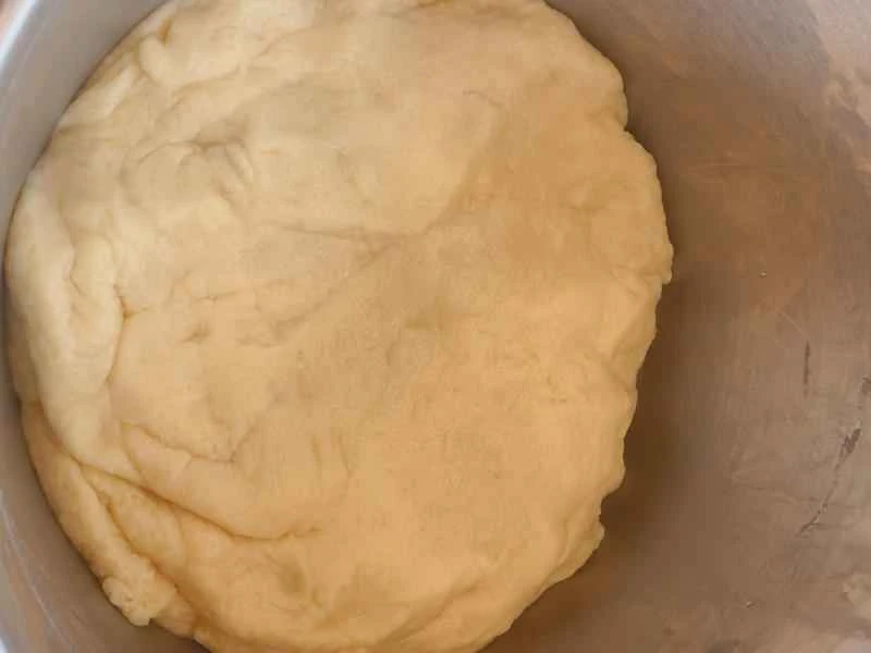 How to make pure milk hand-torn toast: Step 1