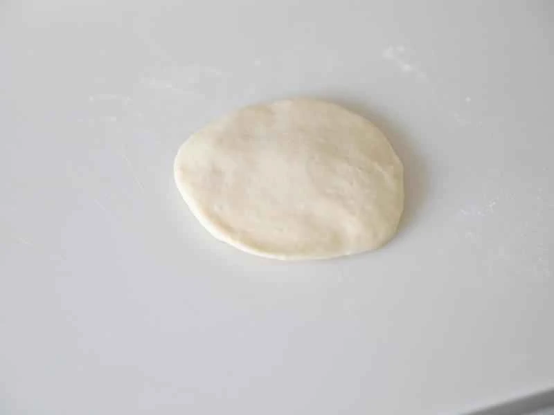 How to make pure milk hand-torn toast: Step 1