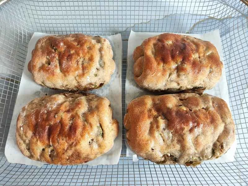 How to make pure milk hand-torn toast: Step 1