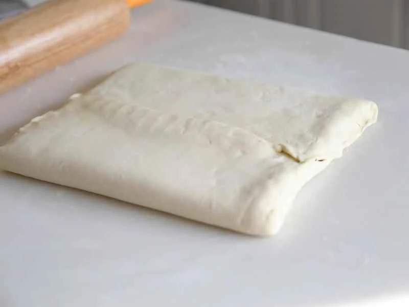 How to make pure milk hand-torn toast: Step 1