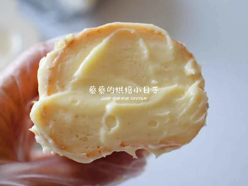 How to make pure milk hand-torn toast: Step 1