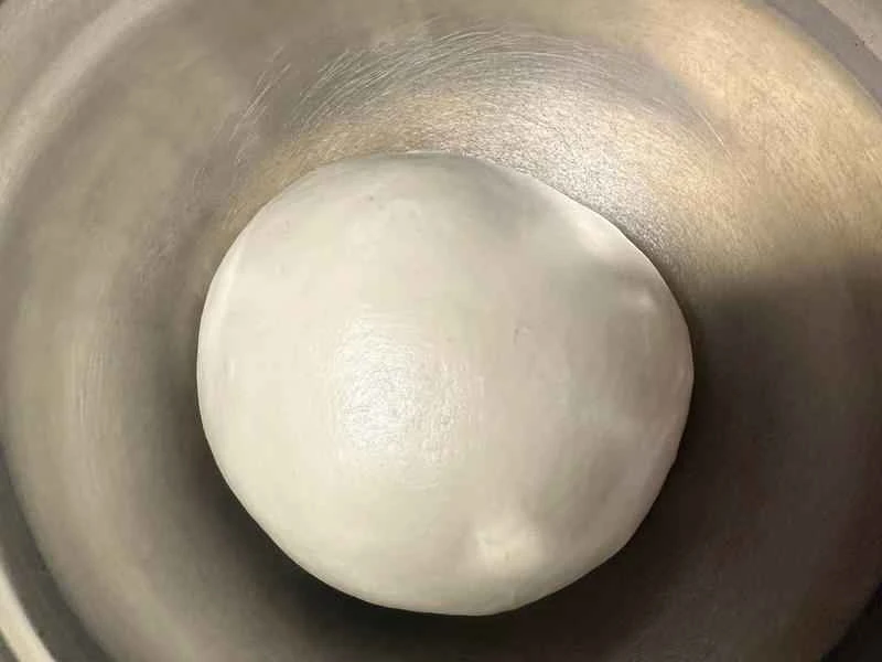 How to make pure milk hand-torn toast: Step 1