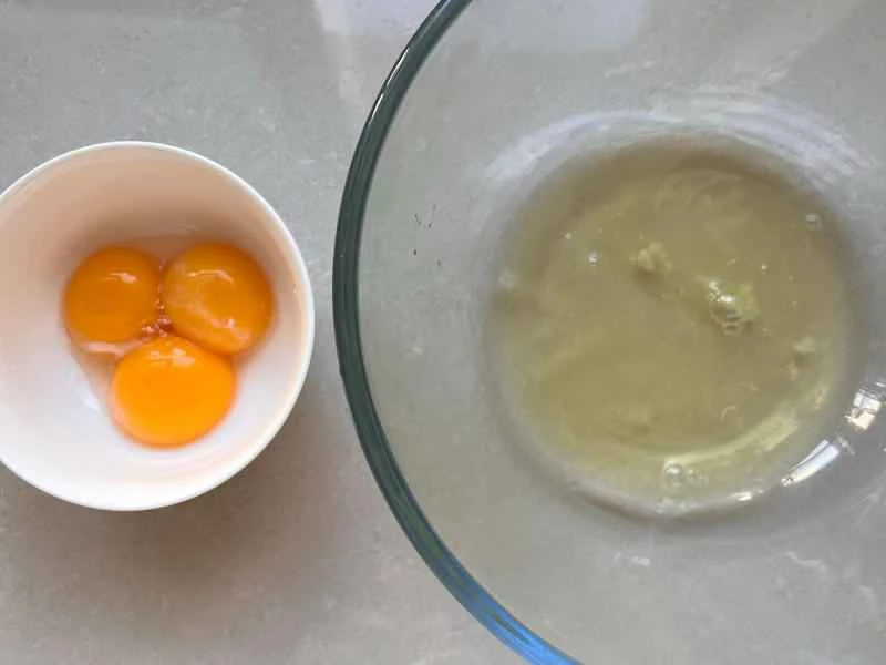 How to make pure milk hand-torn toast: Step 1