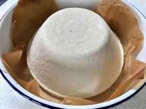 How to make pure milk hand-torn toast: Step 1