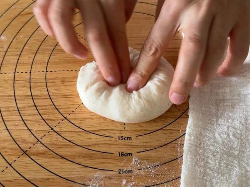 How to make pure milk hand-torn toast: Step 1