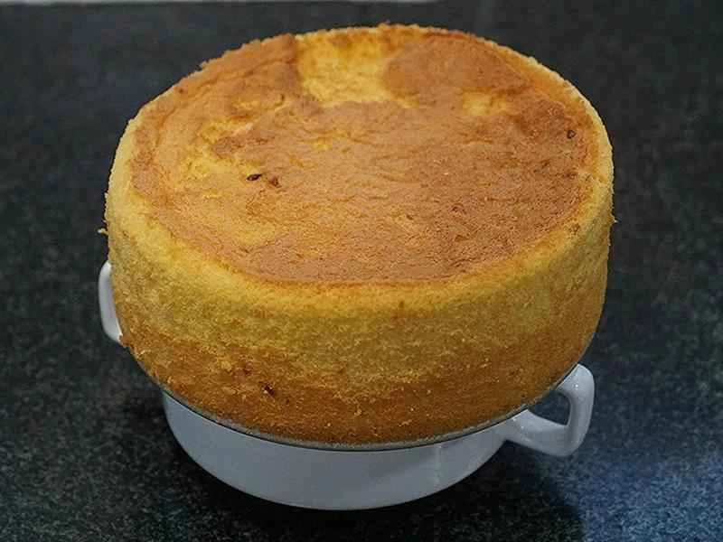 How to make pure milk hand-torn toast: Step 1