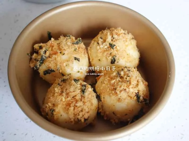 How to make pure milk hand-torn toast: Step 1