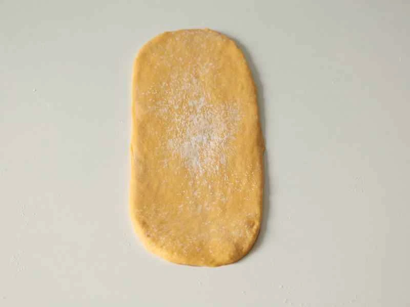 How to make pure milk hand-torn toast: Step 1