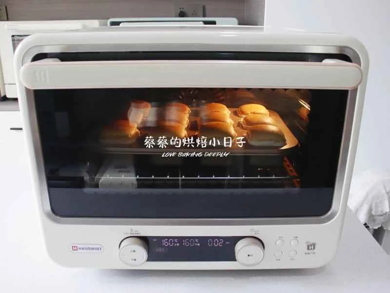 How to make pure milk hand-torn toast: Step 1