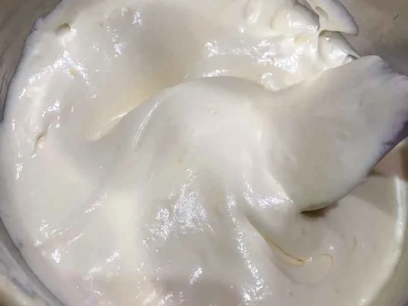 How to make pure milk hand-torn toast: Step 1