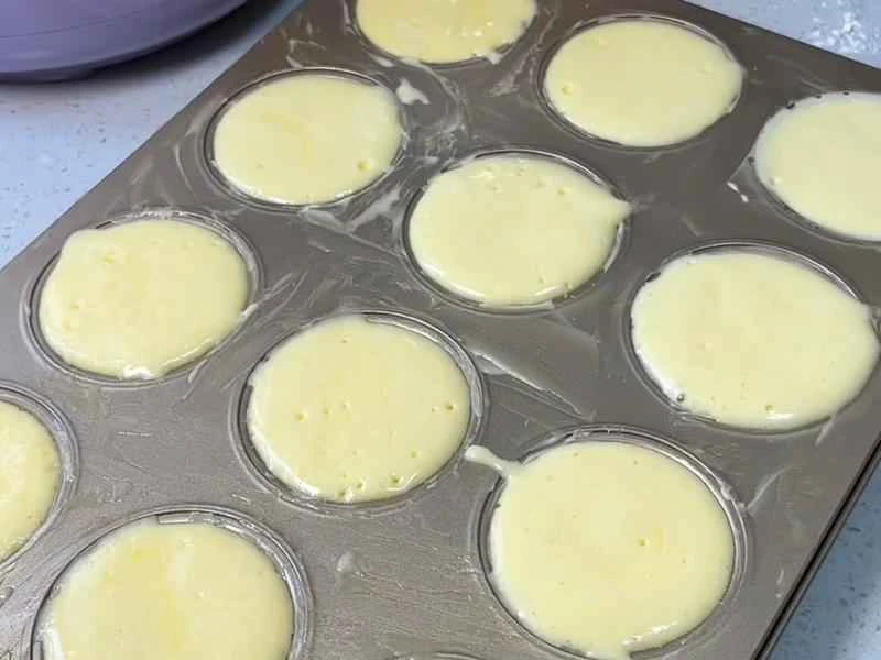 How to make pure milk hand-torn toast: Step 1