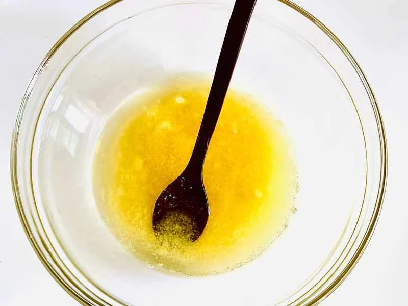 How to make pure milk hand-torn toast: Step 1