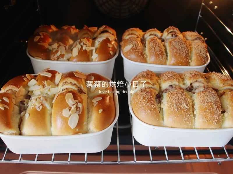 How to make pure milk hand-torn toast: Step 1