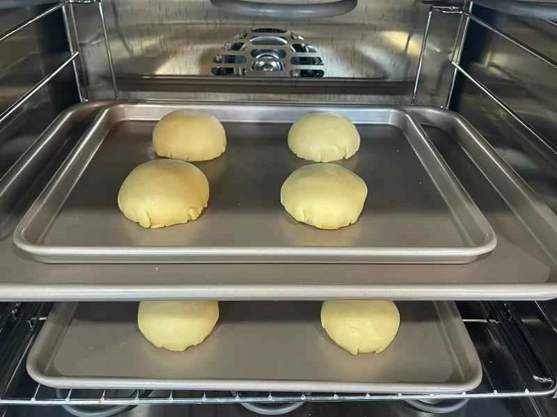 How to make pure milk hand-torn toast: Step 1