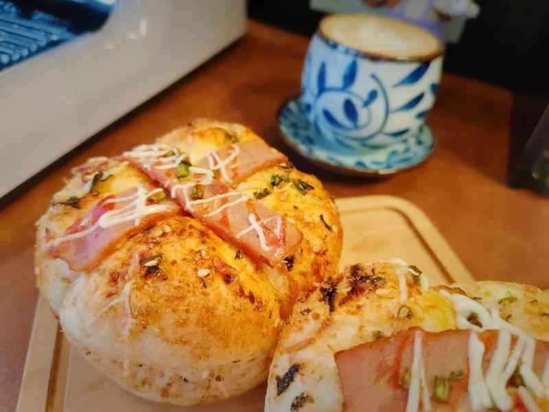 How to make pure milk hand-torn toast: Step 1