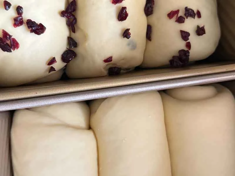 How to make pure milk hand-torn toast: Step 1