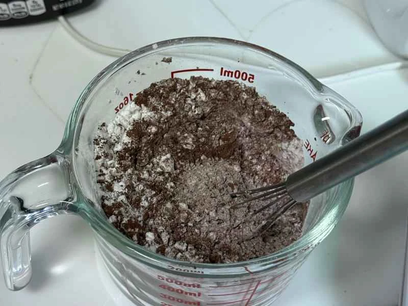 How to make pure milk hand-torn toast: Step 1