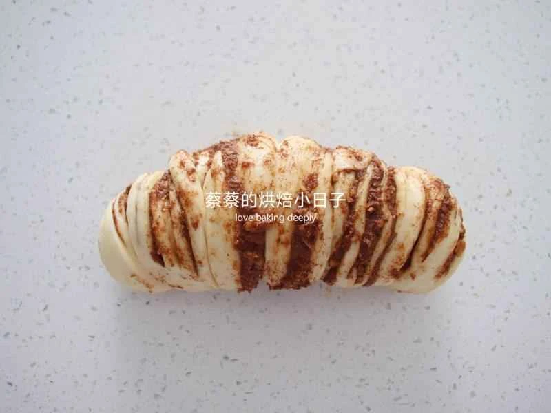 How to make pure milk hand-torn toast: Step 1