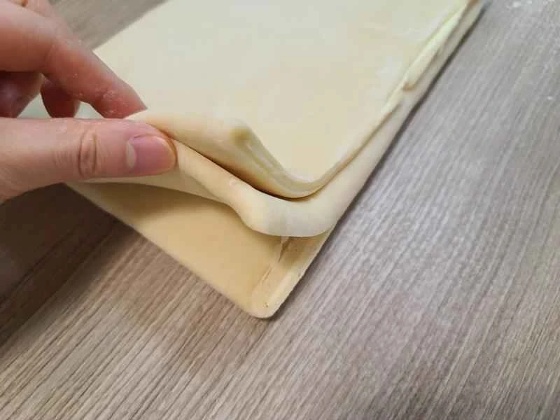 How to make pure milk hand-torn toast: Step 1