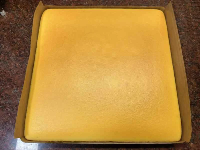 How to make pure milk hand-torn toast: Step 1