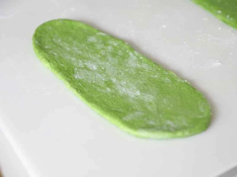 How to make pure milk hand-torn toast: Step 1