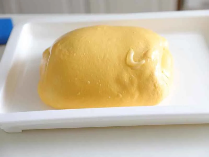 How to make pure milk hand-torn toast: Step 1