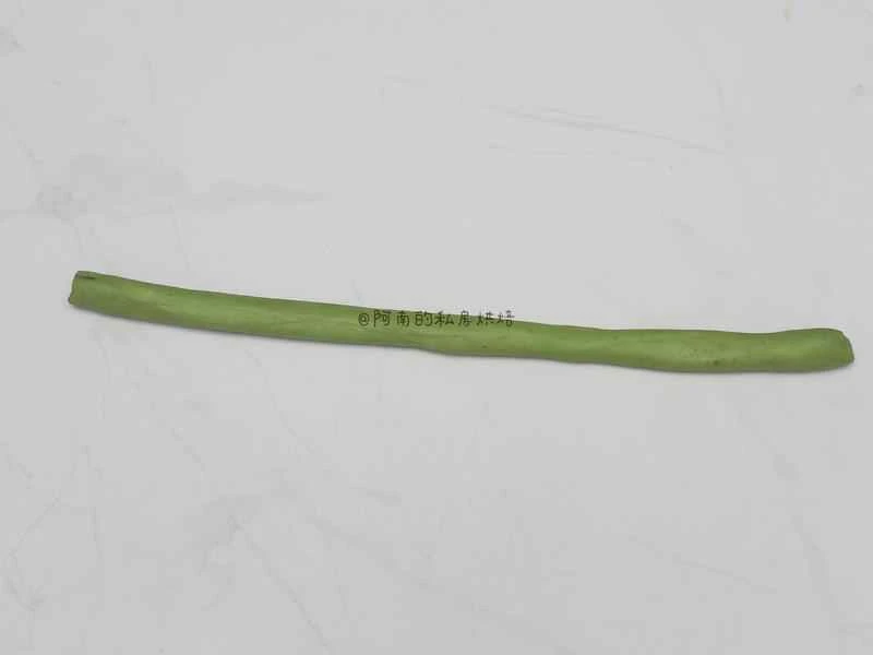 How to make pure milk hand-torn toast: Step 1