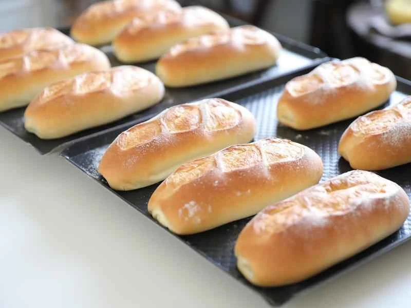 How to make pure milk hand-torn toast: Step 1