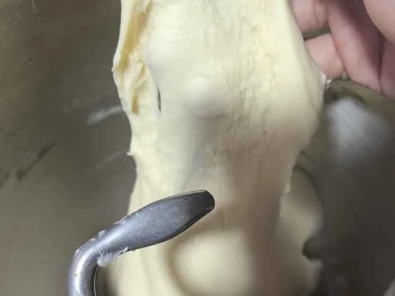 How to make pure milk hand-torn toast: Step 1