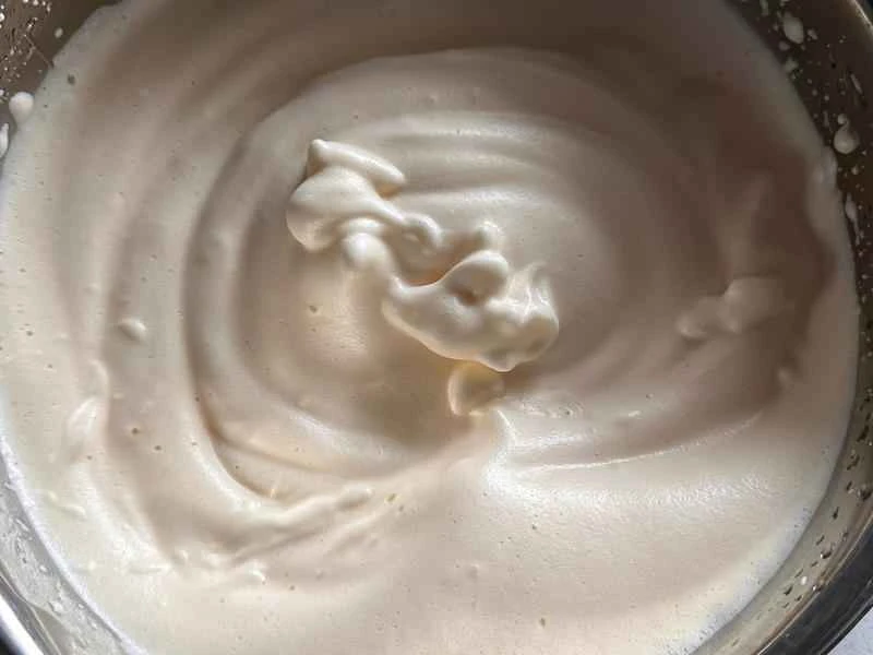 How to make pure milk hand-torn toast: Step 1