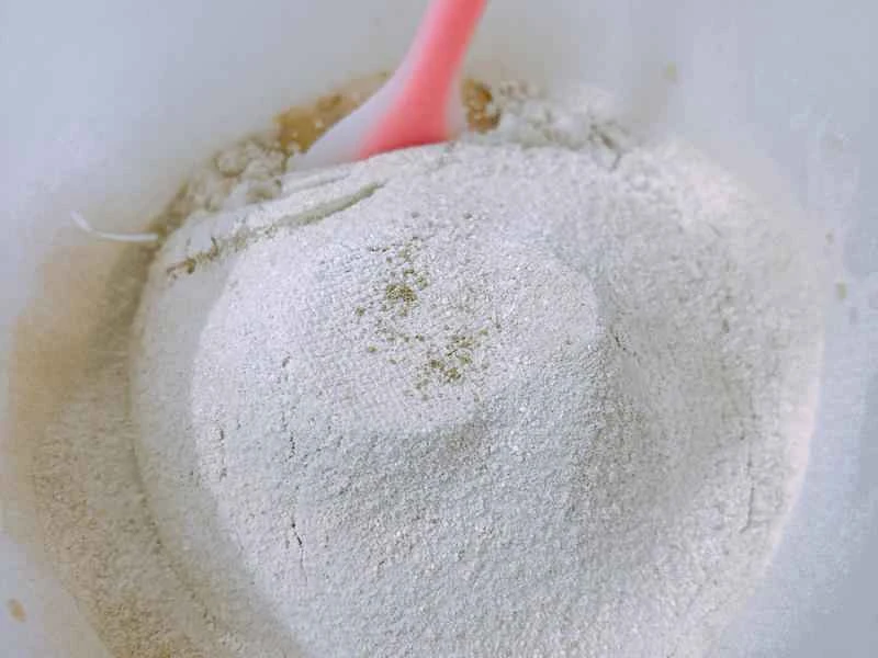 How to make pure milk hand-torn toast: Step 1