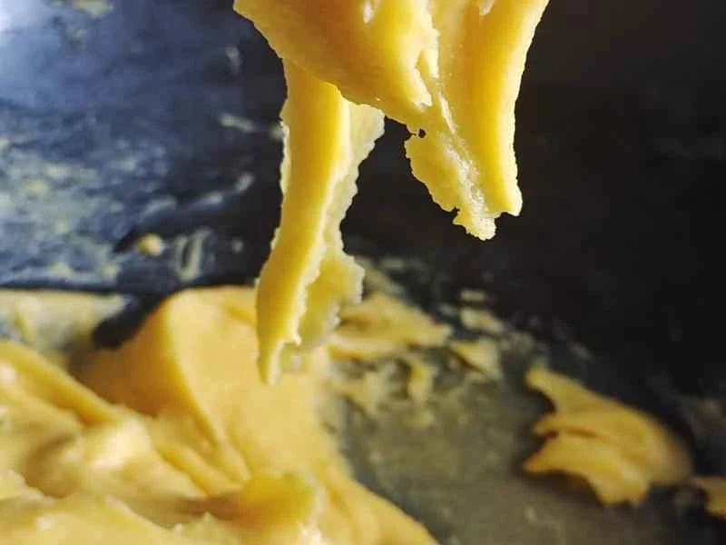 How to make pure milk hand-torn toast: Step 1