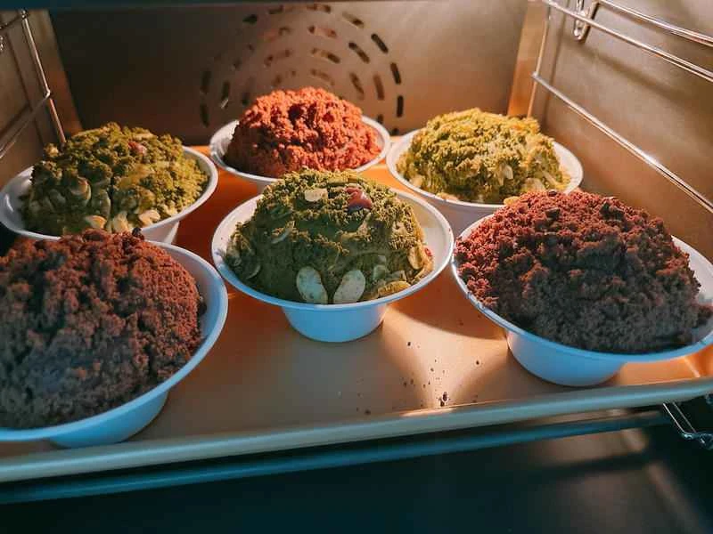 How to make pure milk hand-torn toast: Step 1