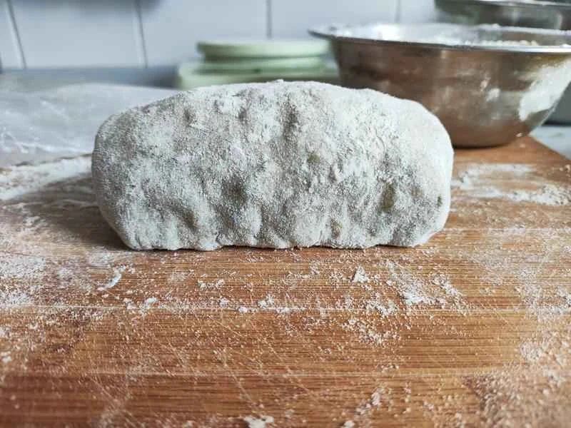 How to make pure milk hand-torn toast: Step 1