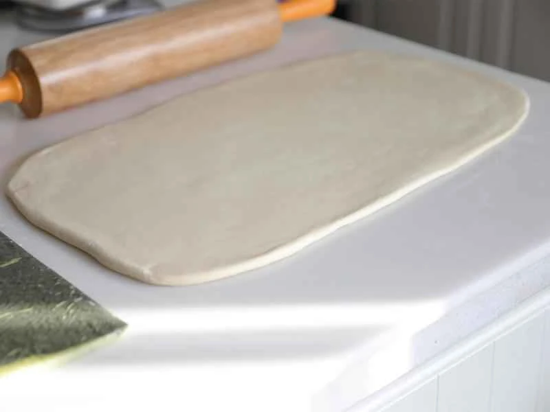 How to make pure milk hand-torn toast: Step 1