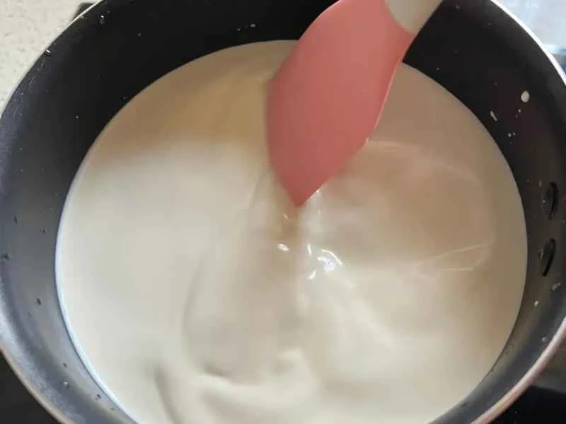 How to make pure milk hand-torn toast: Step 1