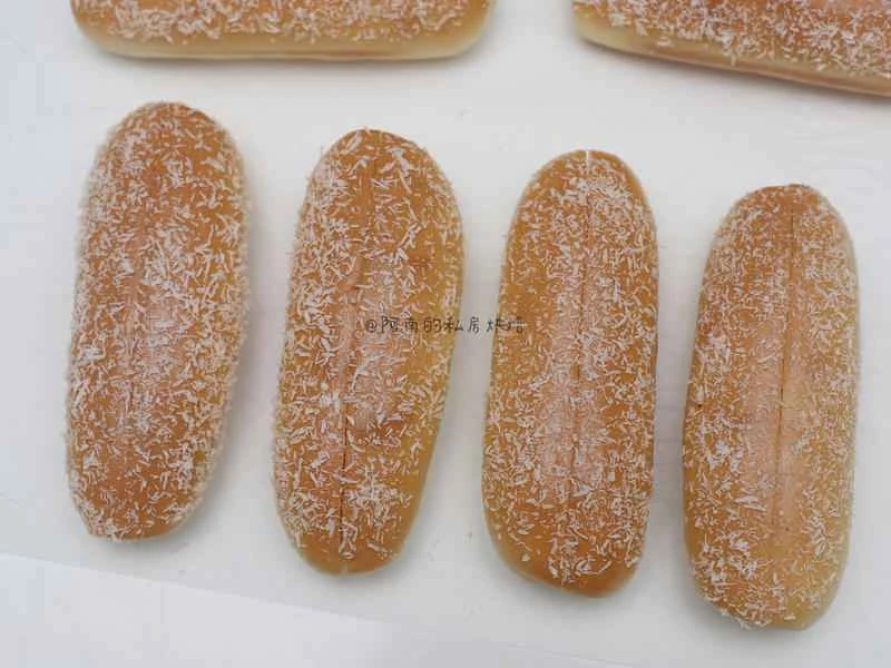 How to make pure milk hand-torn toast: Step 1